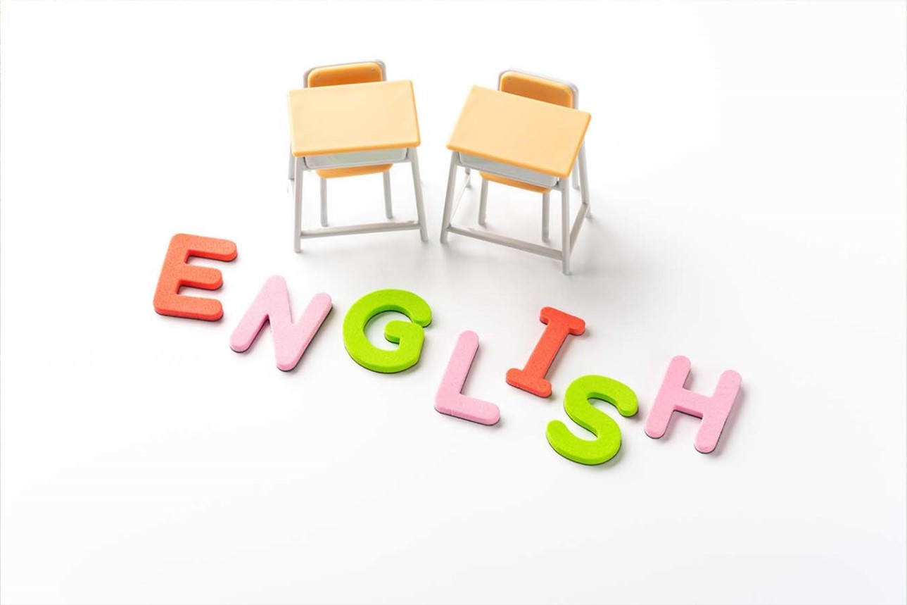 臺灣各縣市小學英語文學習詞表之比較